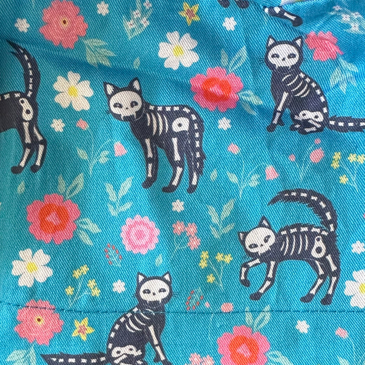 Nine Lives in Bloom- Ponytail